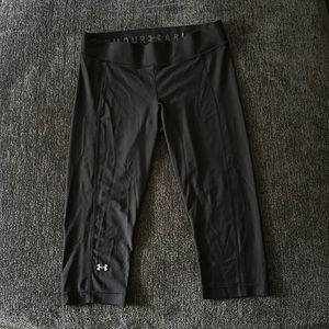 UA calf heat gear leggings